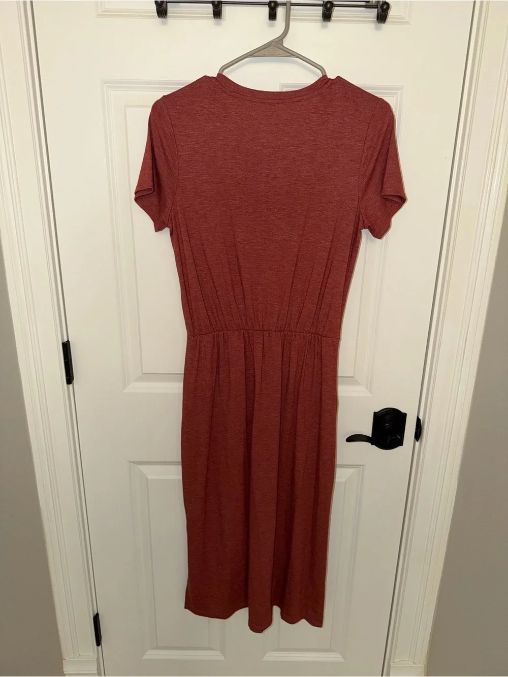 Old Navy Short Sleeve Midi Dress in Rust Red